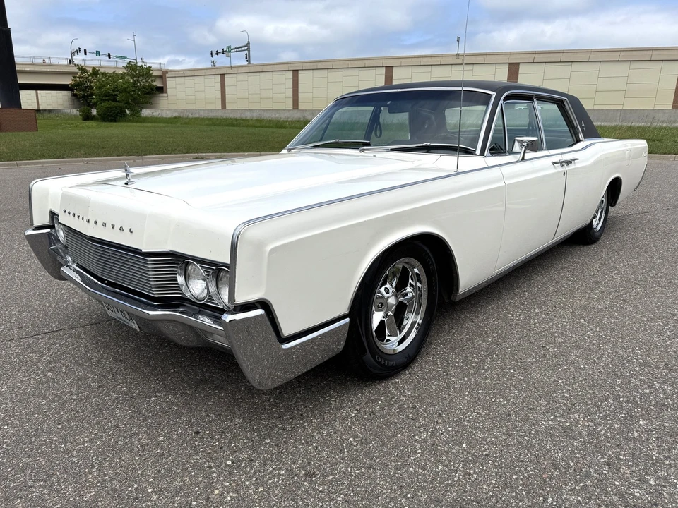 1967 Lincoln Continental 4th Gen - Image 8 of 21