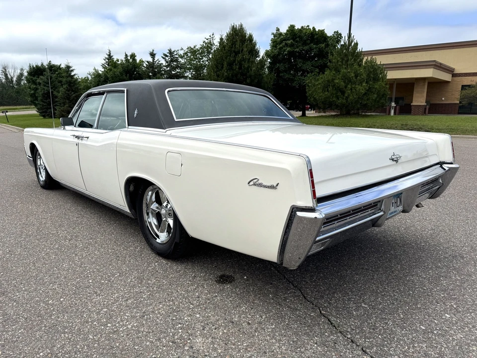 1967 Lincoln Continental 4th Gen - Image 6 of 21