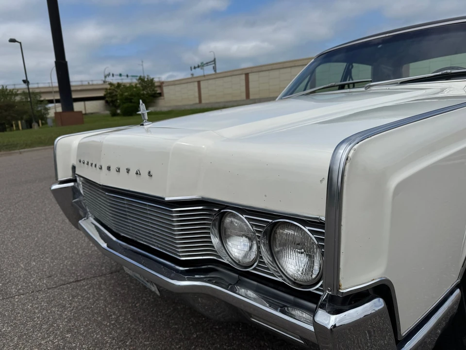1967 Lincoln Continental 4th Gen - Image 18 of 21