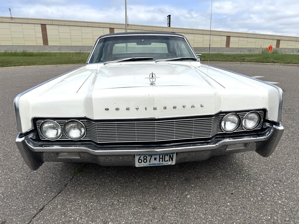 1967 Lincoln Continental 4th Gen - Image 9 of 21