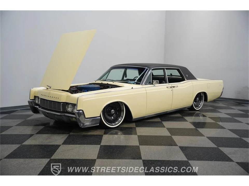 1967 Lincoln Continental 4th Gen - Image 27 of 31
