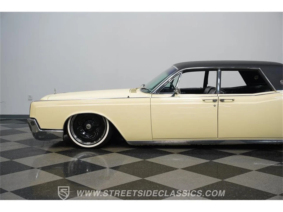 1967 Lincoln Continental 4th Gen - Image 19 of 31