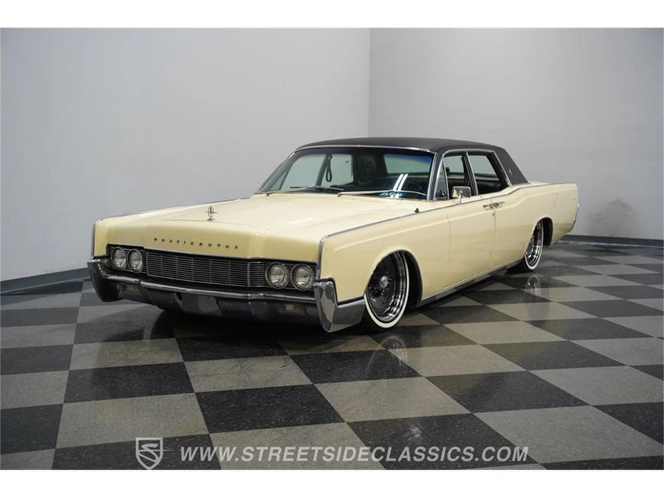 1967 Lincoln Continental 4th Gen - Image 4 of 31
