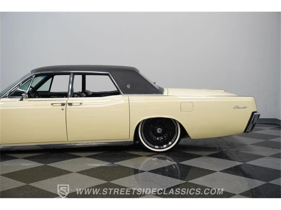 1967 Lincoln Continental 4th Gen - Image 20 of 31