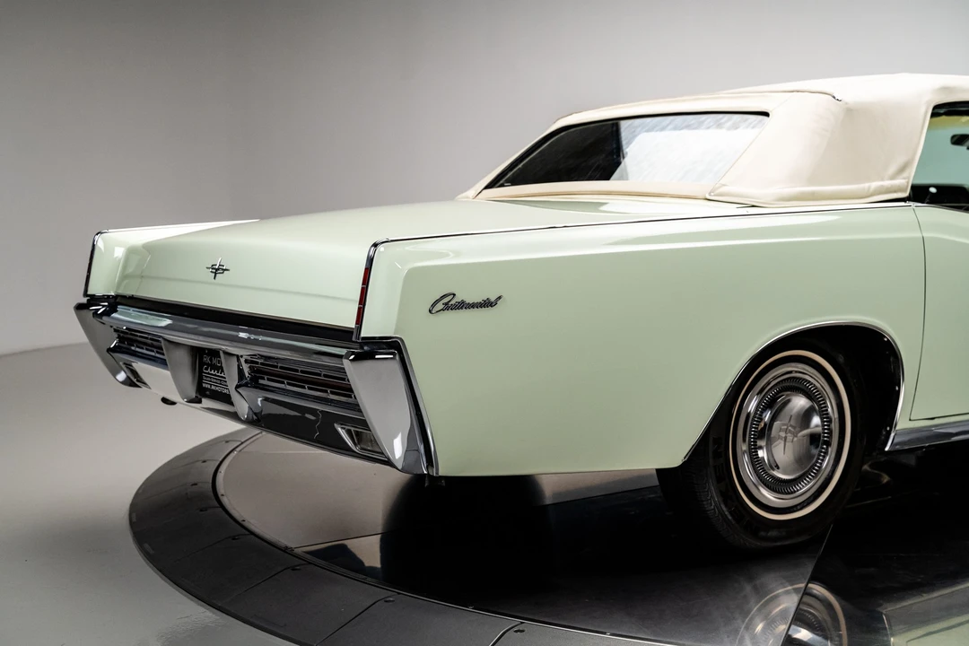1967 Lincoln Continental 4th Gen - Image 5 of 31