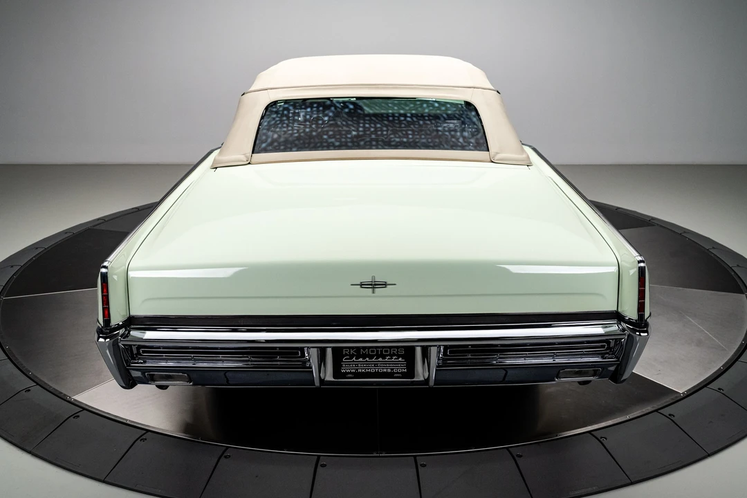 1967 Lincoln Continental 4th Gen - Image 24 of 31