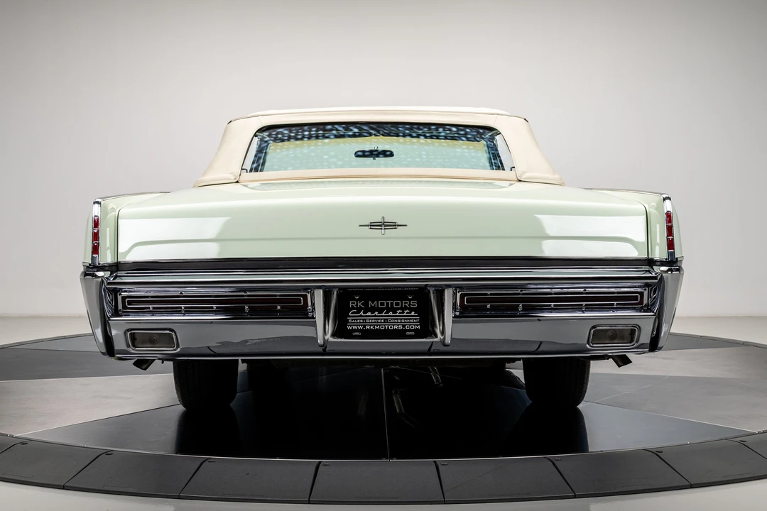 1967 Lincoln Continental 4th Gen - Image 23 of 31