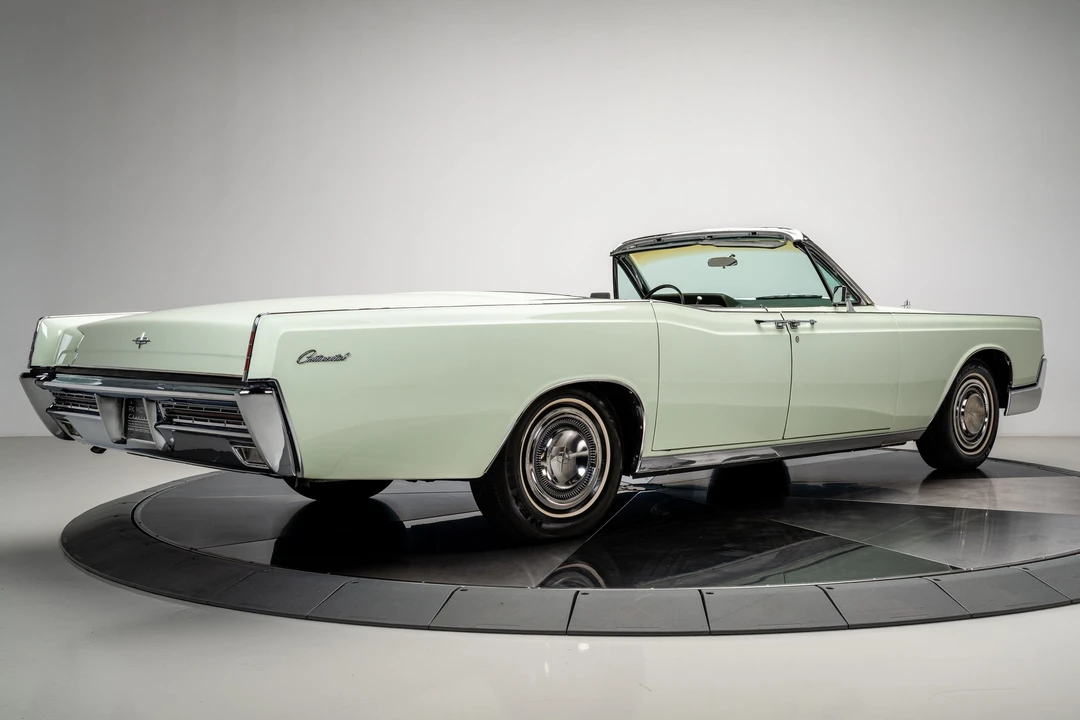 1967 Lincoln Continental 4th Gen - Image 22 of 31