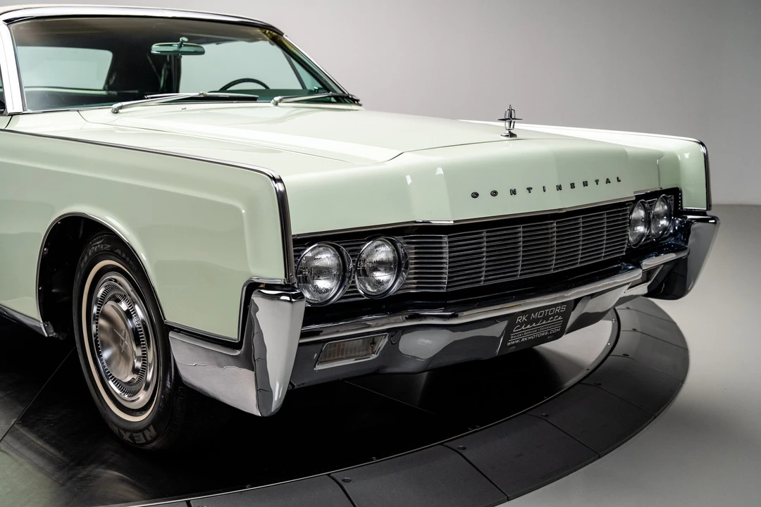 1967 Lincoln Continental 4th Gen - Image 12 of 31