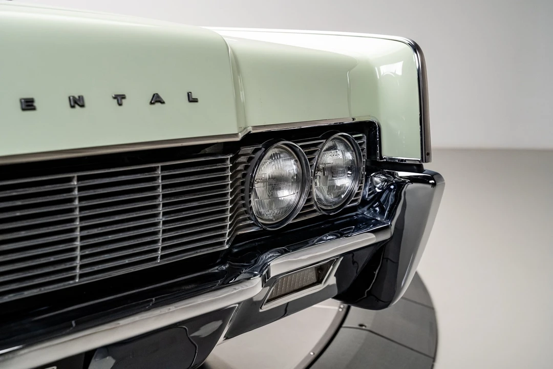 1967 Lincoln Continental 4th Gen - Image 15 of 31