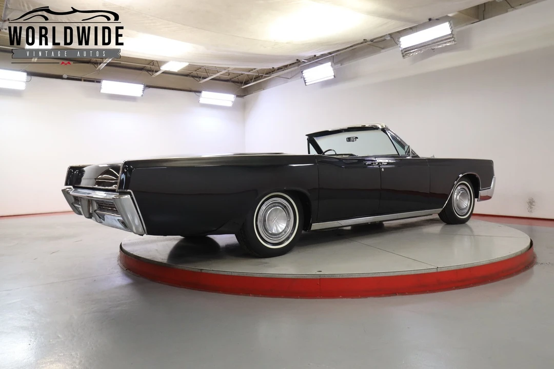1967 Lincoln Continental 4th Gen - Image 6 of 12