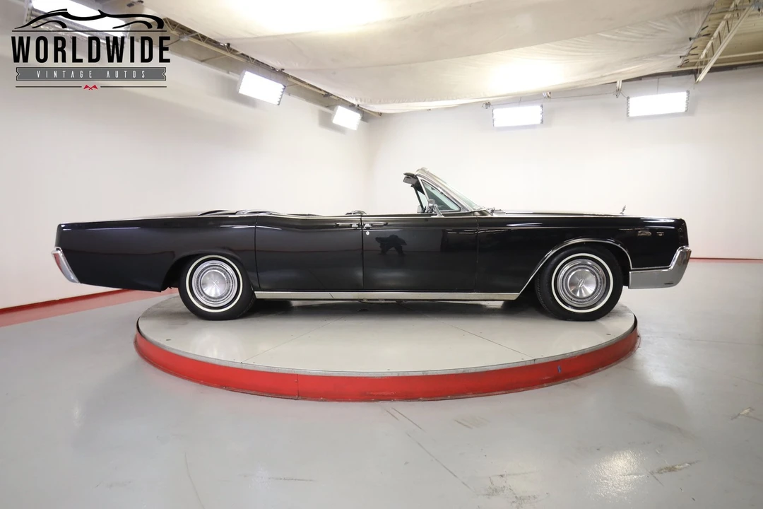 1967 Lincoln Continental 4th Gen - Image 4 of 12