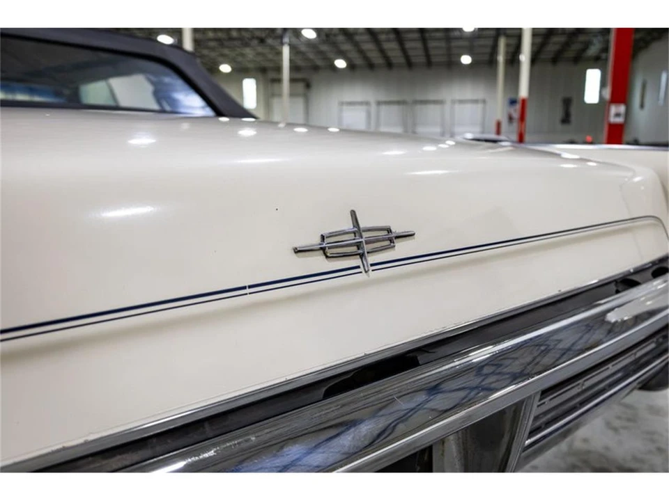 1967 Lincoln Continental 4th Gen - Image 13 of 31
