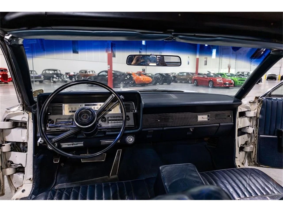 1967 Lincoln Continental 4th Gen - Image 28 of 31