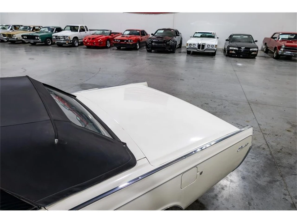 1967 Lincoln Continental 4th Gen - Image 9 of 31