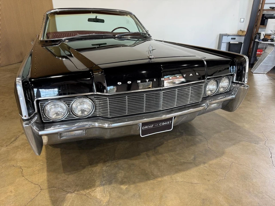 1967 Lincoln Continental 4th Gen - Image 13 of 21