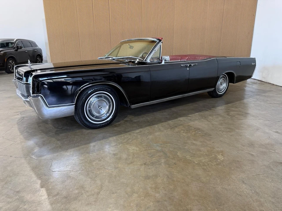 1967 Lincoln Continental 4th Gen - Image 5 of 21
