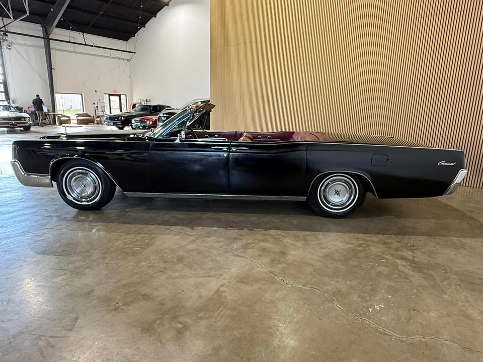1967 Lincoln Continental 4th Gen - Image 8 of 21