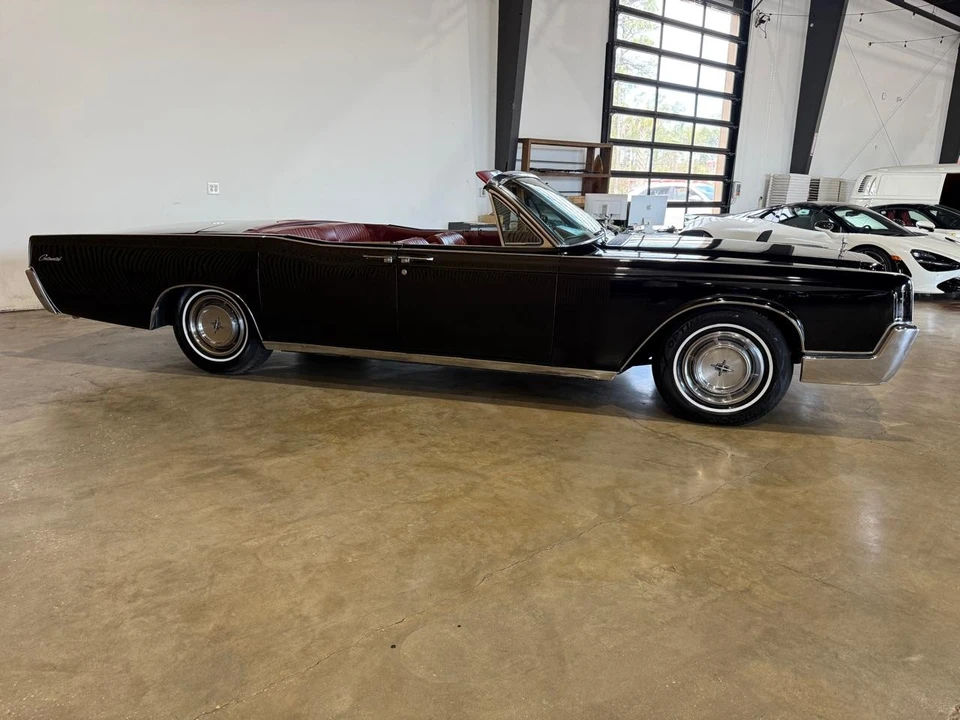 1967 Lincoln Continental 4th Gen - Image 15 of 21