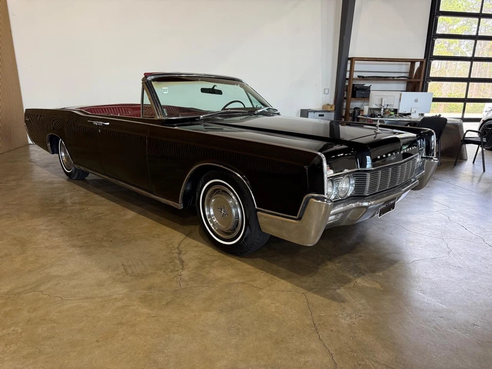 1967 Lincoln Continental 4th Gen - Image 14 of 21