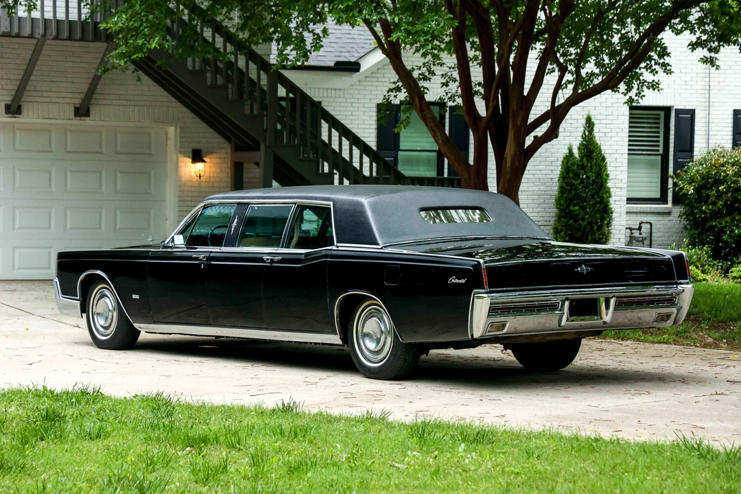 1967 Lincoln Continental 4th Gen - Image 5 of 31