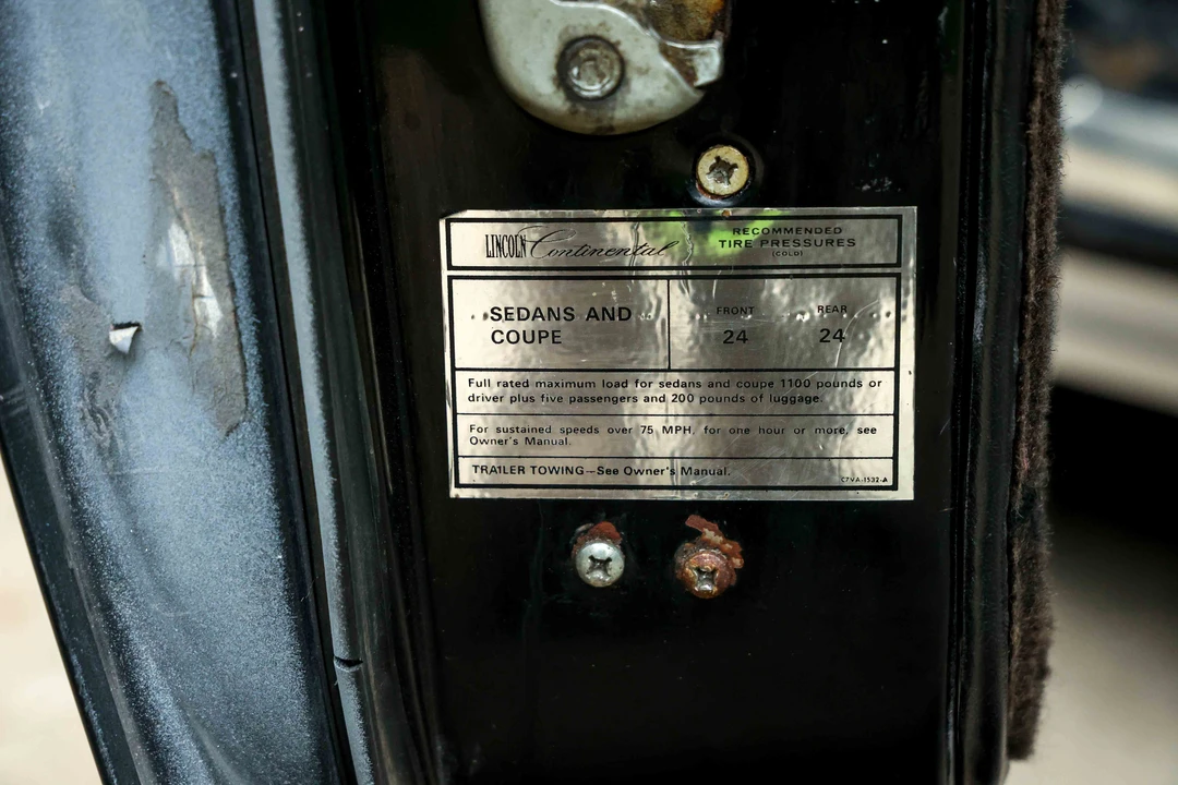 1967 Lincoln Continental 4th Gen - Image 13 of 31