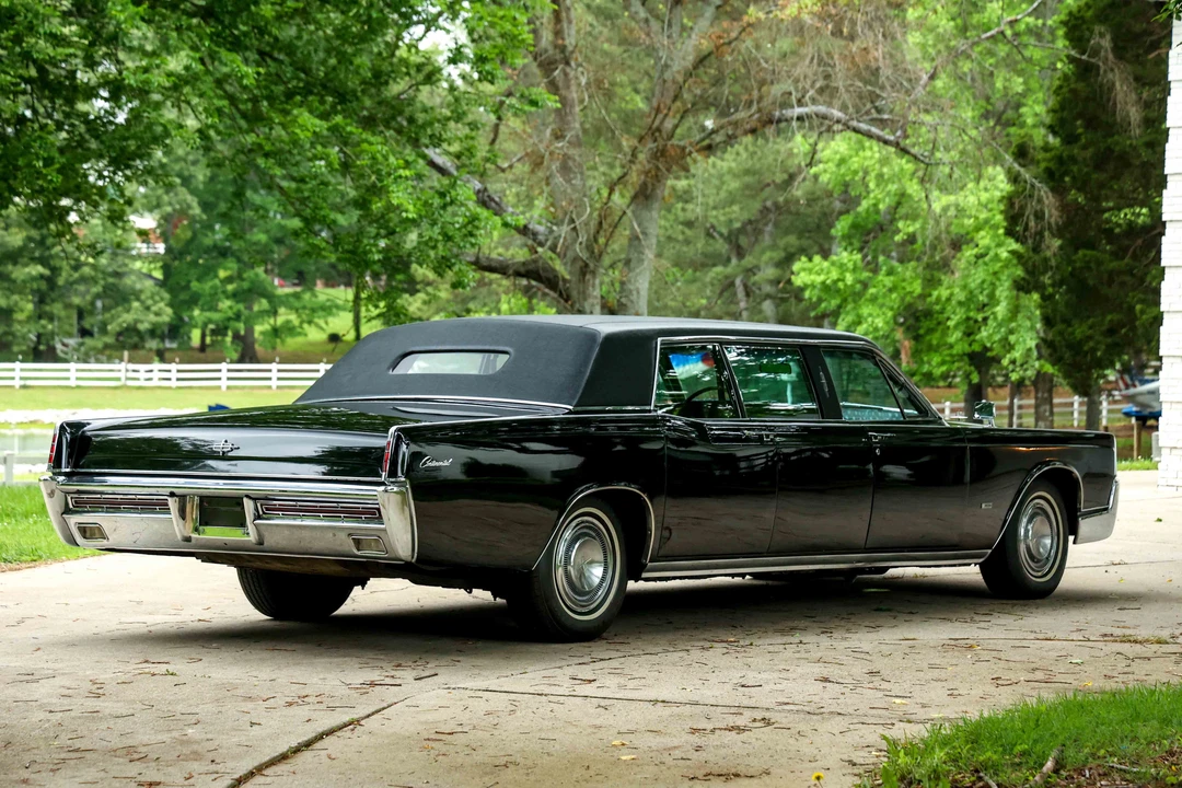 1967 Lincoln Continental 4th Gen - Image 7 of 31