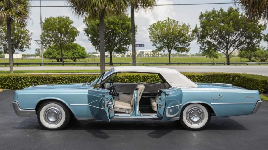 1967 Lincoln Continental 4th Gen - Image 10 of 12