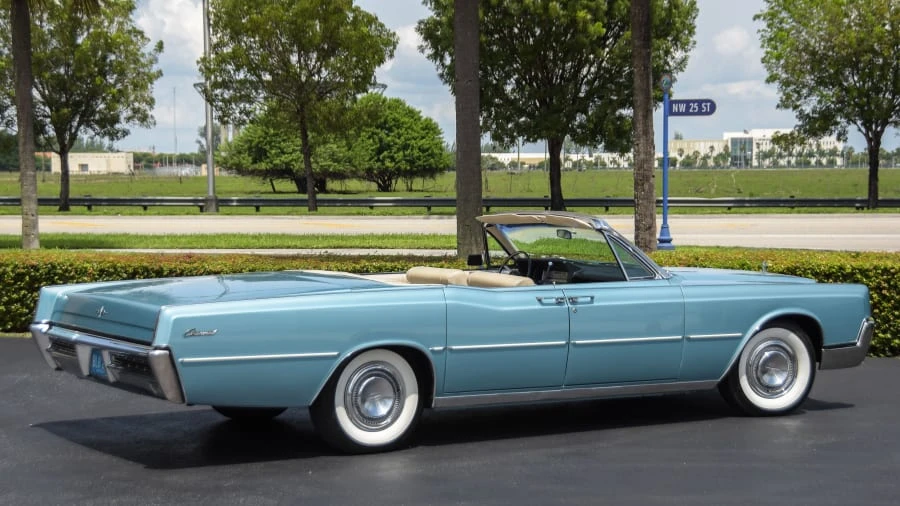 1967 Lincoln Continental 4th Gen - Image 2 of 11