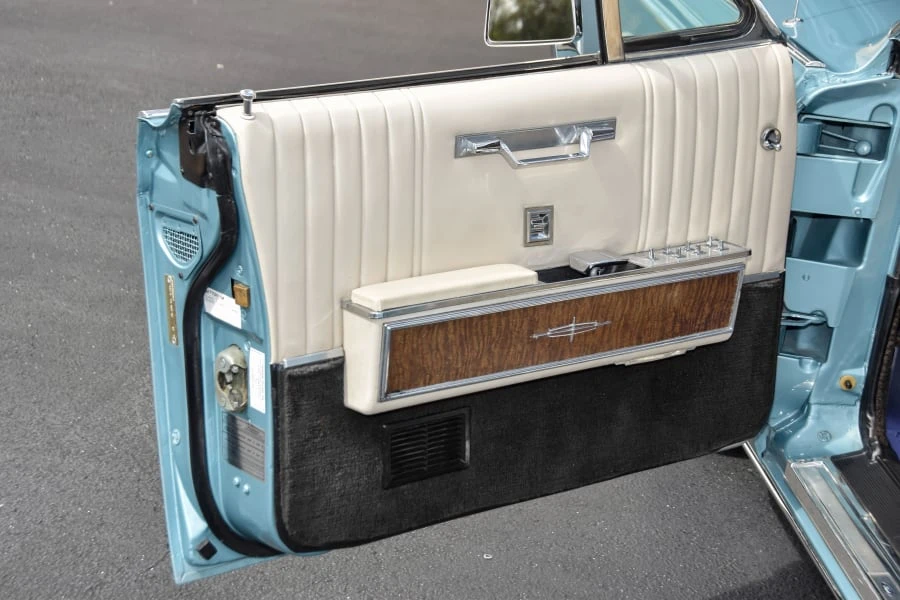 1967 Lincoln Continental 4th Gen - Image 7 of 11