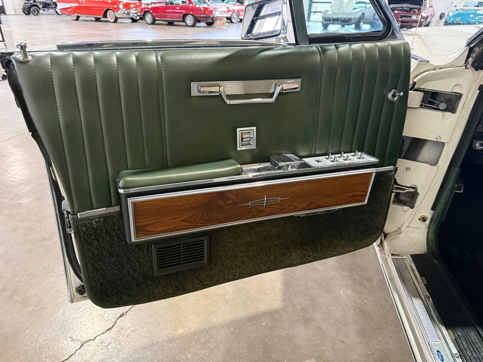 1967 Lincoln Continental 4th Gen - Image 21 of 21