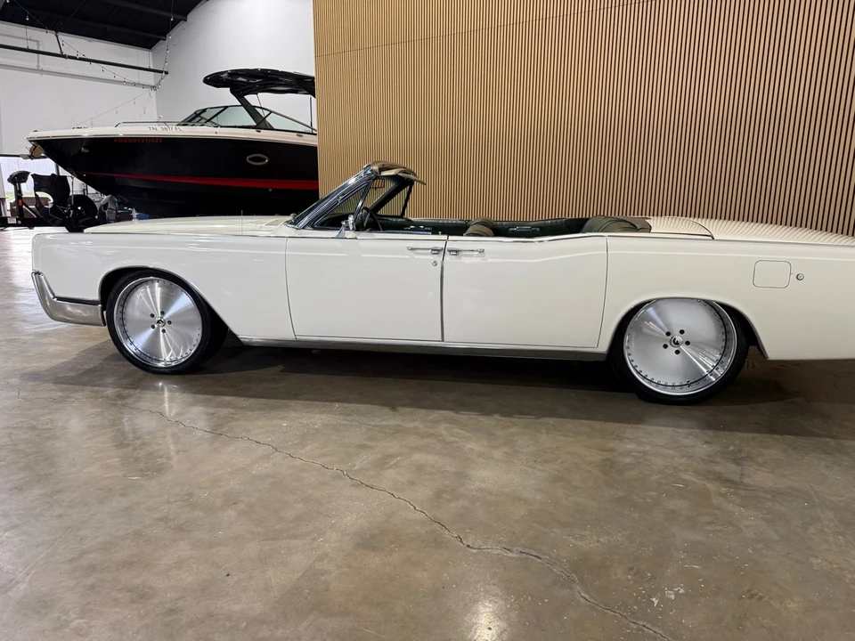 1967 Lincoln Continental 4th Gen - Image 15 of 21