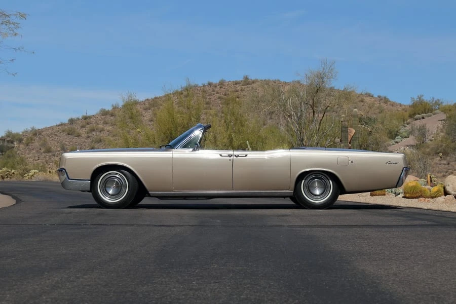 1967 Lincoln Continental 4th Gen - Image 2 of 30