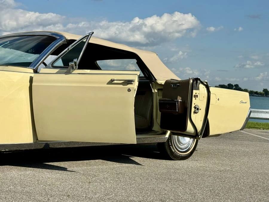 1967 Lincoln Continental 4th Gen - Image 13 of 22