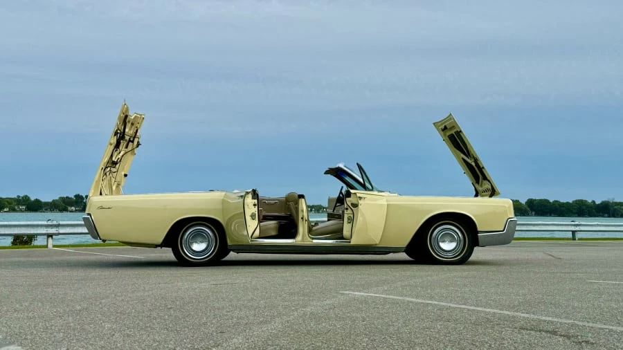 1967 Lincoln Continental 4th Gen - Image 5 of 22