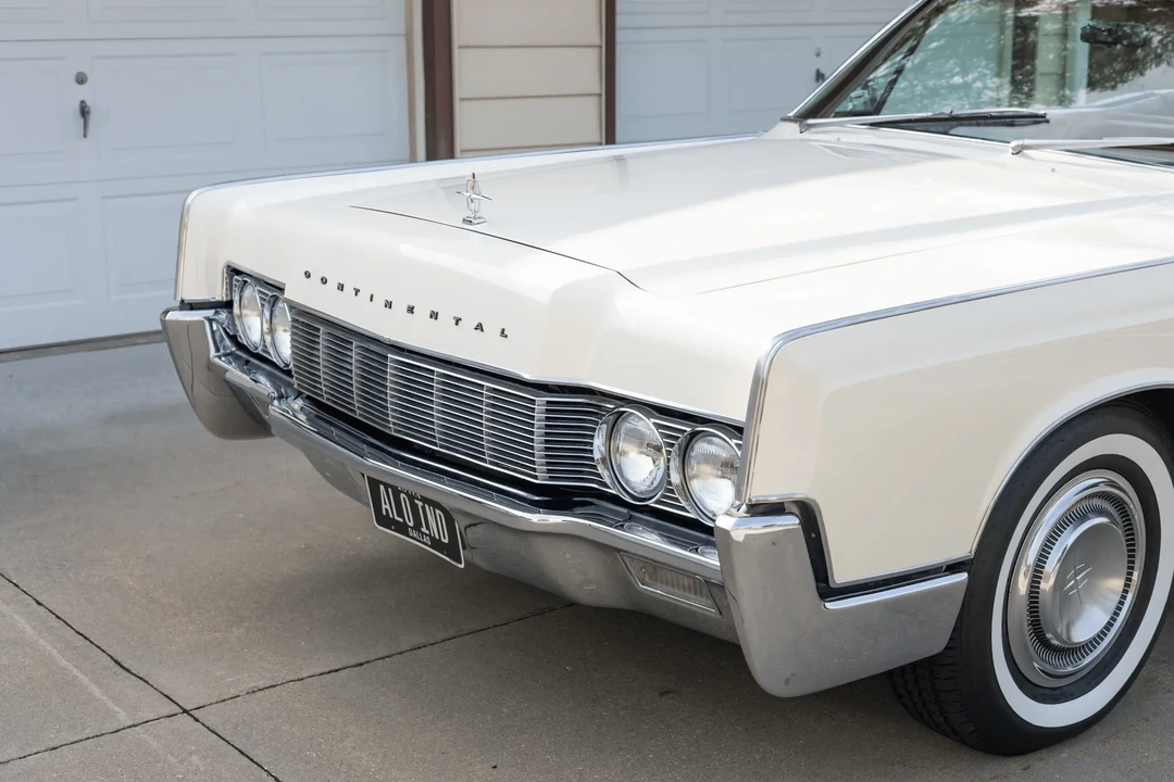 1967 Lincoln Continental 4th Gen - Image 30 of 31