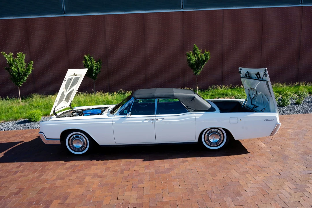 1967 Lincoln Continental 4th Gen - Image 21 of 31