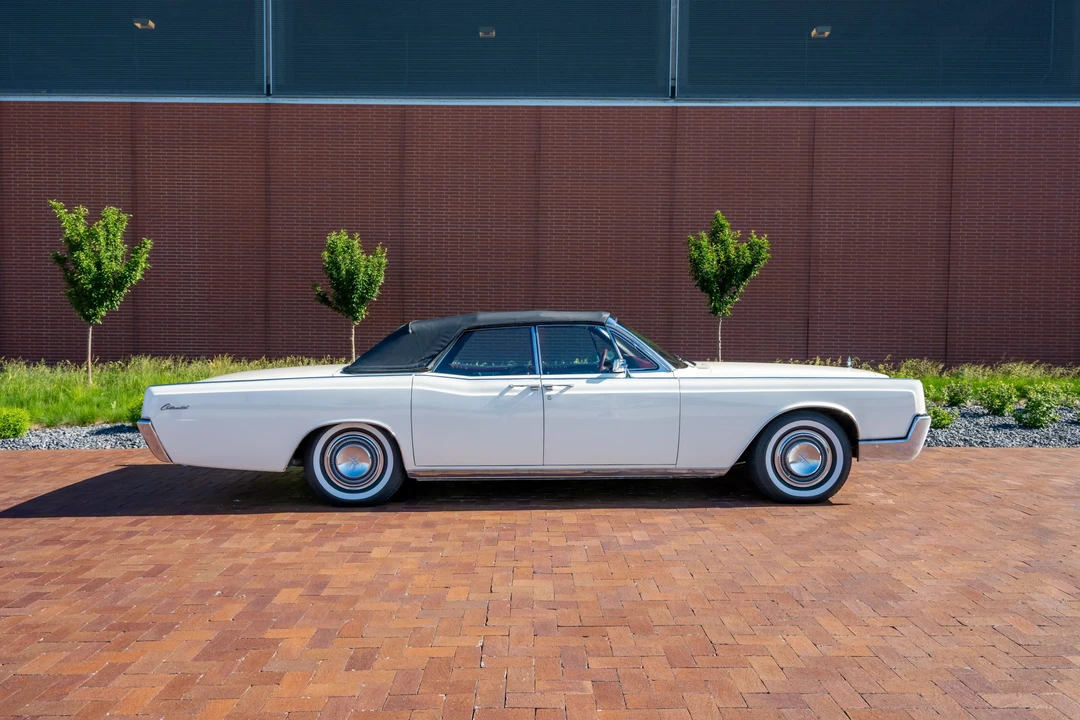 1967 Lincoln Continental 4th Gen - Image 19 of 31