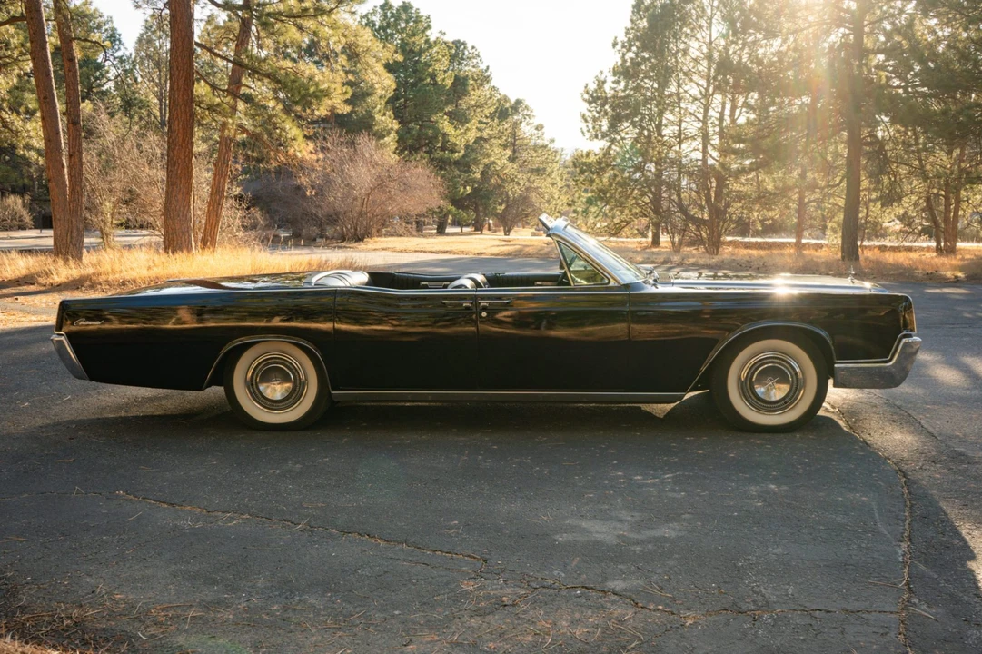 1967 Lincoln Continental 4th Gen - Image 3 of 8