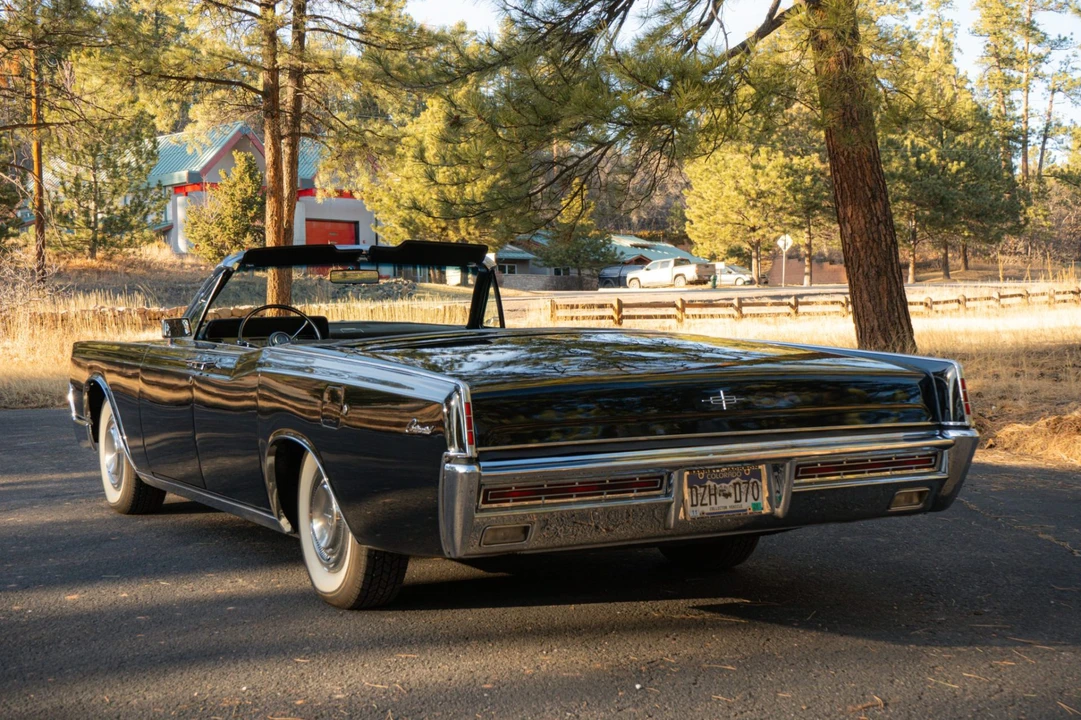 1967 Lincoln Continental 4th Gen - Image 2 of 8