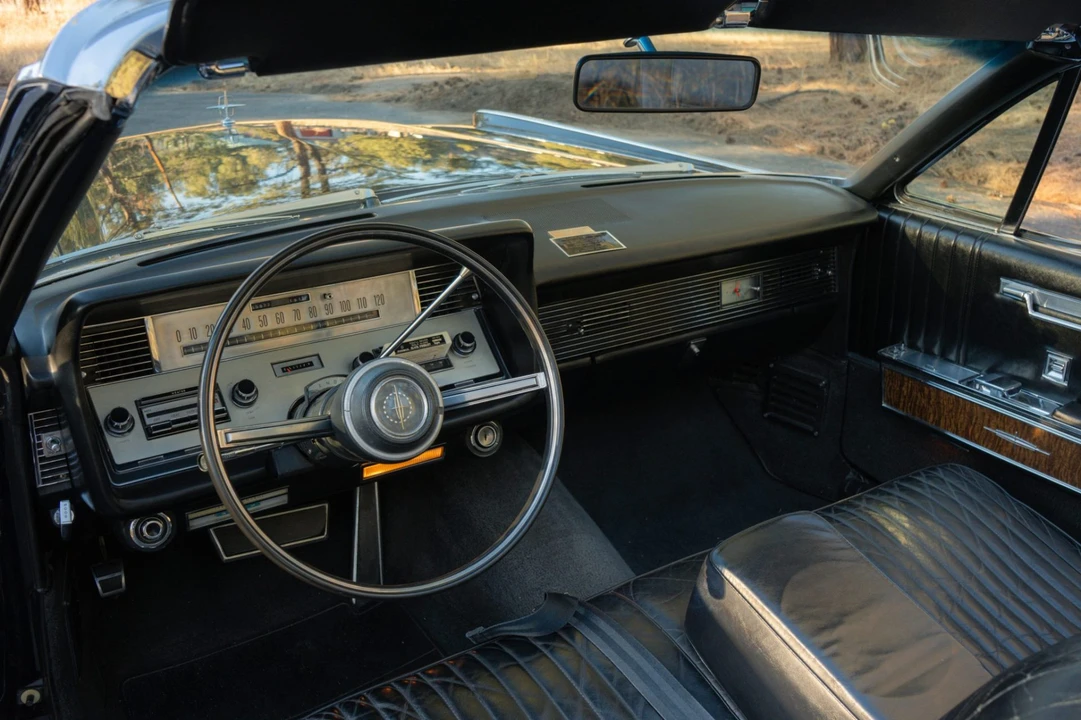 1967 Lincoln Continental 4th Gen - Image 6 of 8