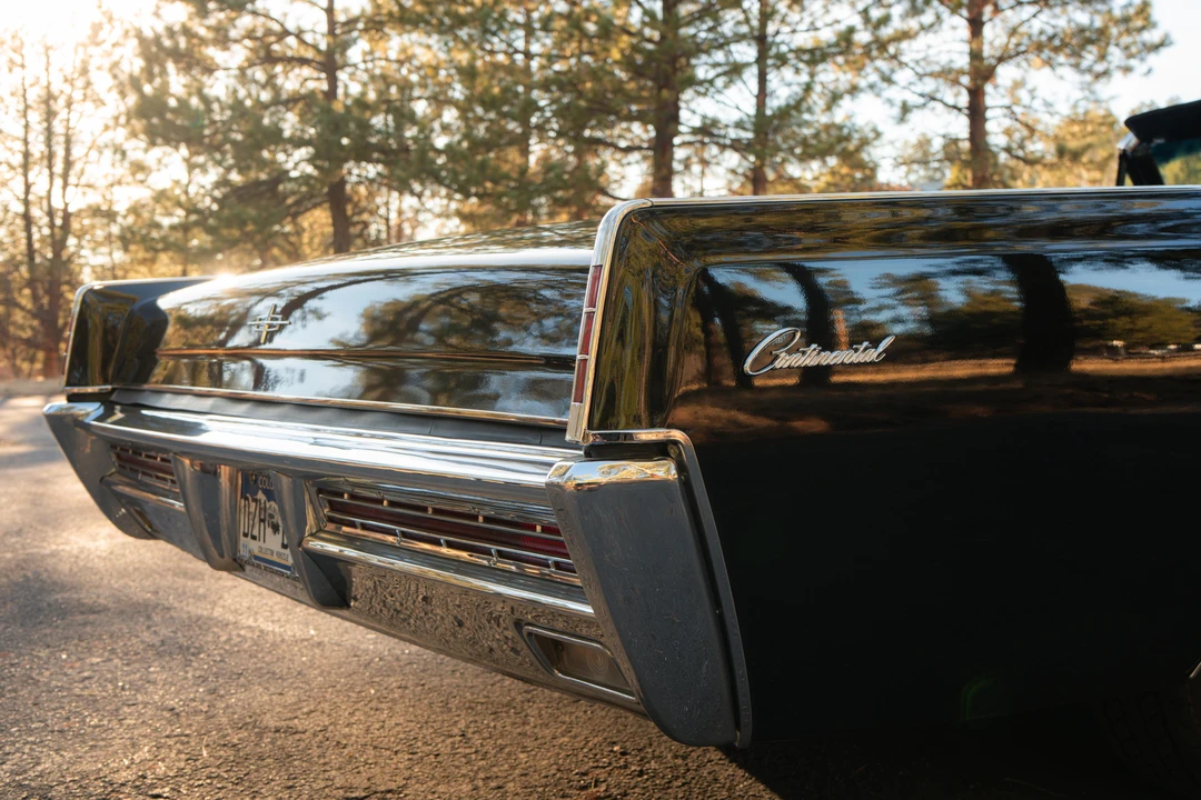 1967 Lincoln Continental 4th Gen - Image 23 of 31
