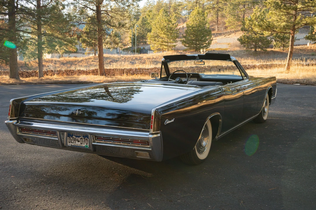 1967 Lincoln Continental 4th Gen - Image 10 of 31