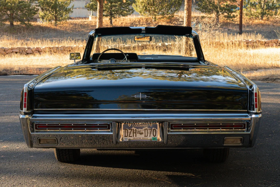 1967 Lincoln Continental 4th Gen - Image 9 of 31
