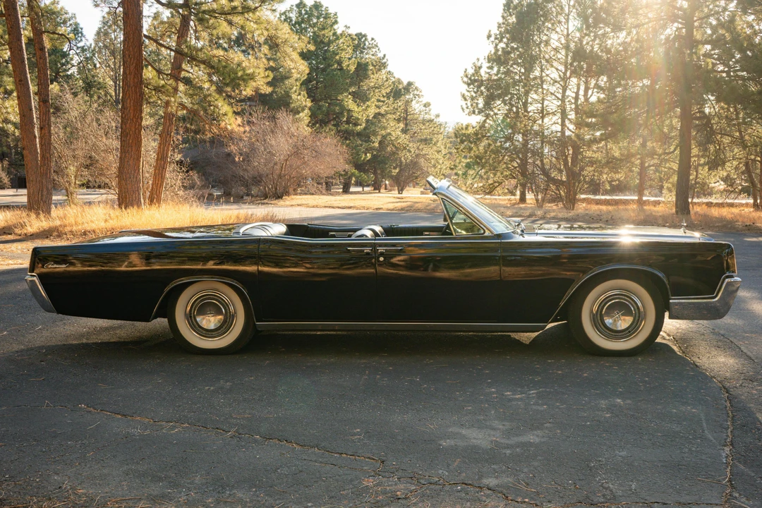 1967 Lincoln Continental 4th Gen - Image 13 of 31