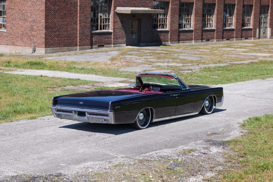 1967 Lincoln Continental 4th Gen - Image 28 of 31