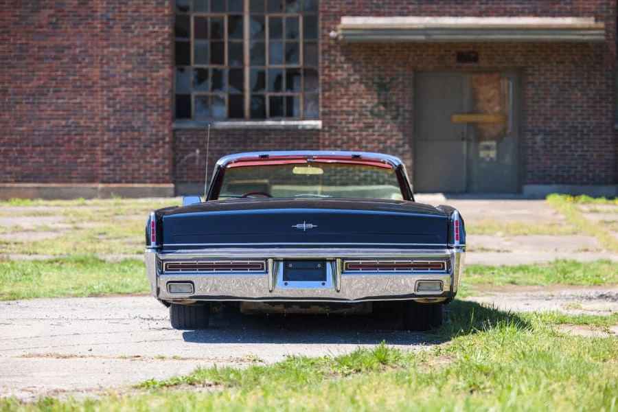 1967 Lincoln Continental 4th Gen - Image 5 of 31