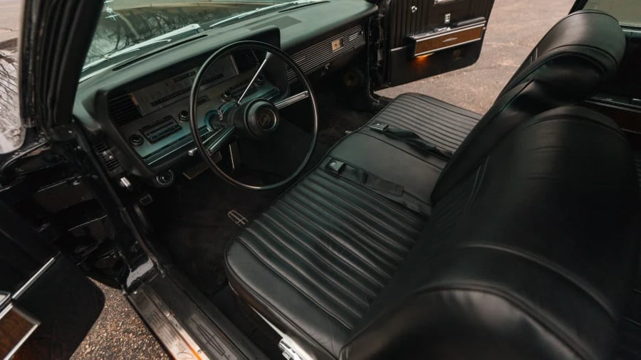 1967 Lincoln Continental 4th Gen - Image 18 of 28