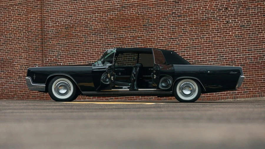 1967 Lincoln Continental 4th Gen - Image 4 of 28