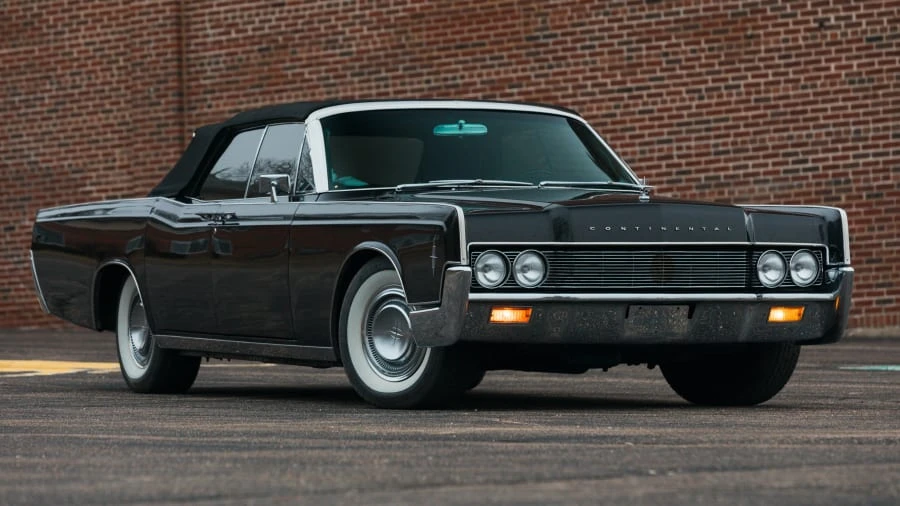 1967 Lincoln Continental 4th Gen - Image 14 of 28